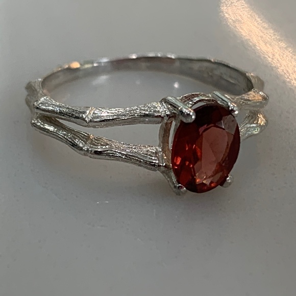 Magnificent Natural Garnet in Sterling (size 8.5) - Picture 5 of 13